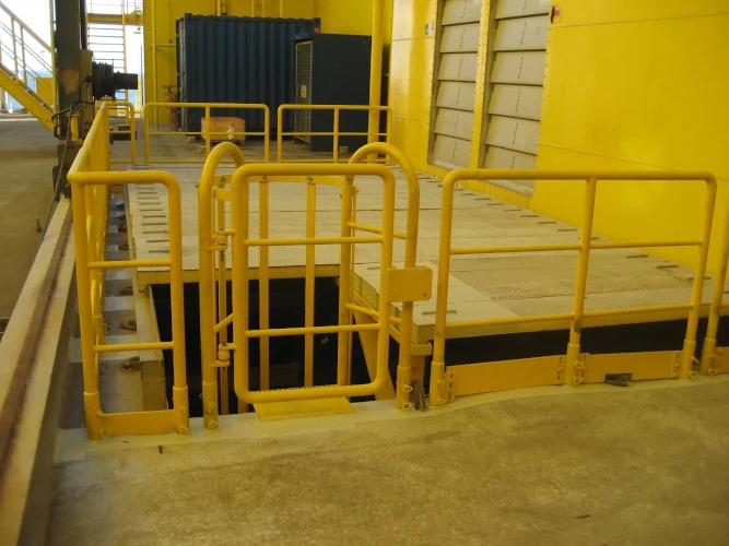 Offshore_Moonpoolgeländer_real_01_500