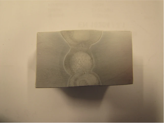 Schliff_Alu_Rissbildung